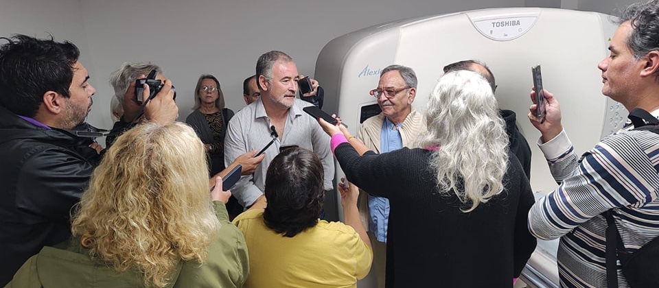 Presentación de la puesta en funcionamiento del tomógrafo del Hospital Gomendio